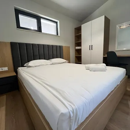 за гости крайморие парк *