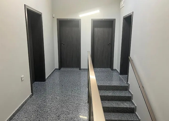 за гости крайморие парк Πανσιόν *