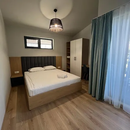 за гости крайморие парк * Burgas City