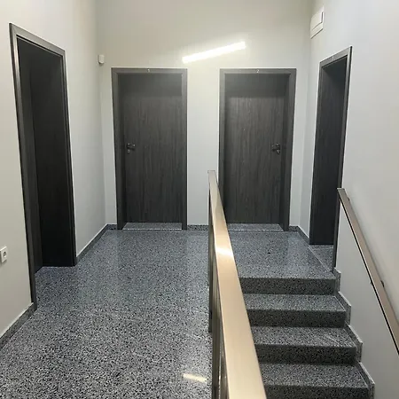 за гости крайморие парк Guest house *