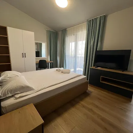 за гости крайморие парк Guest house Burgas